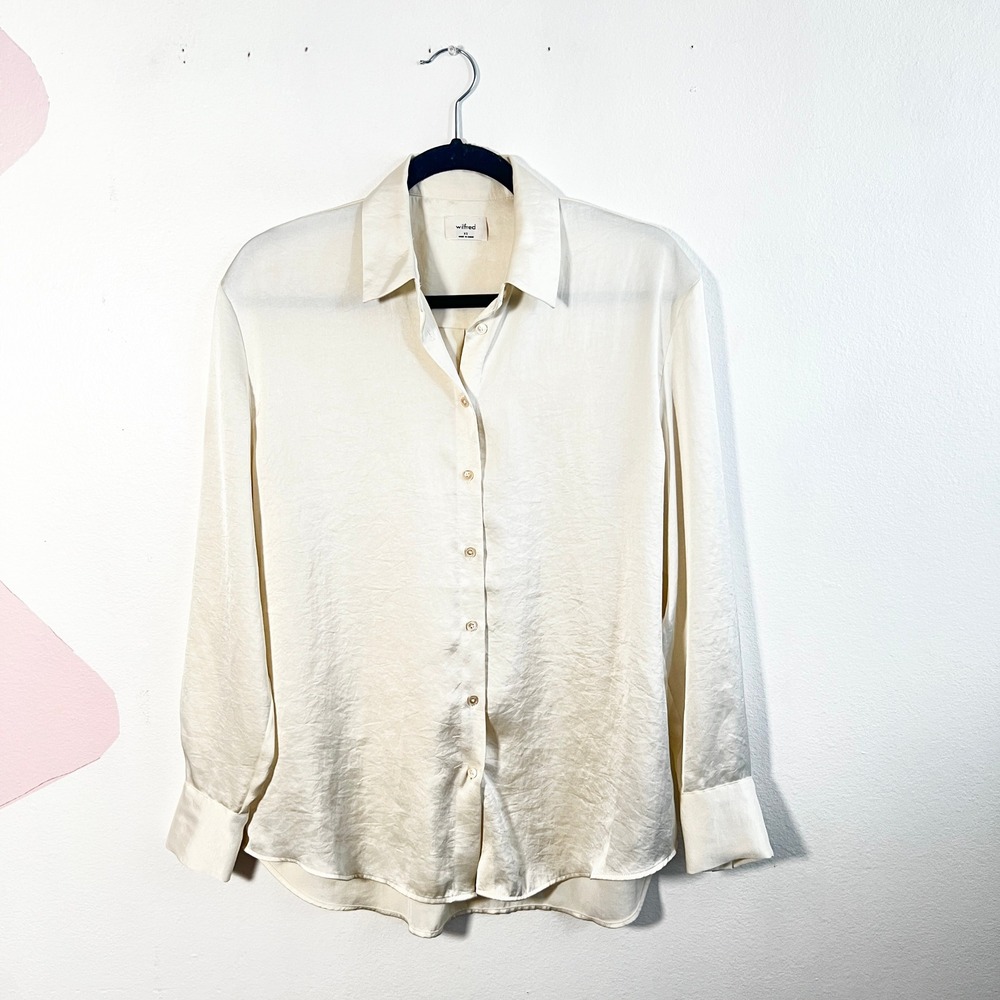 Wilfred‎ Aritzia Satin Button Down Blouse XS Ivory Cream Long Sleeve Shirt